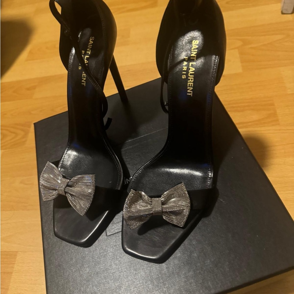 Saint Laurent Black Heels with Metallic Bow - Picture 2 of 6